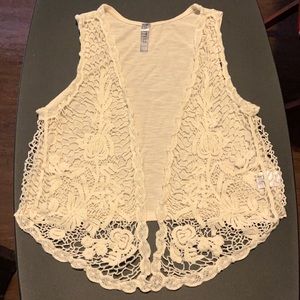 Girls beige/off white crochet